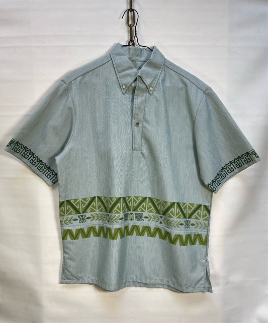 Iolani 1/2 Button up Hawaiian Shirt Medium